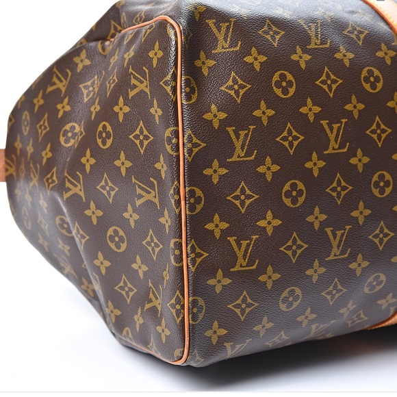 Auth LOUIS VUITTON Keepall 50 Dufflle Bag - Picture 7 of 11